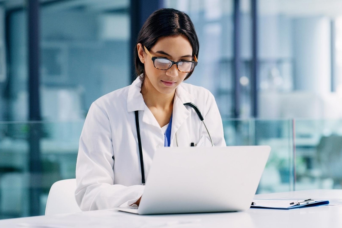 How To Roll Out & Implement A New EHR For Your Practice?